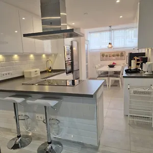Luxurious Three Bedroom Duplex Close To Fuengirola